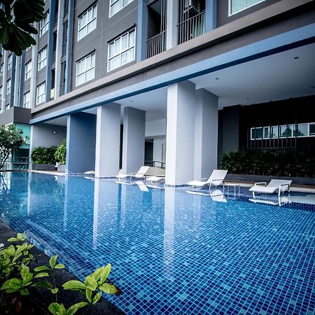 Baan Kiang Fah Apartment By Patcha HHQ Extérieur photo
