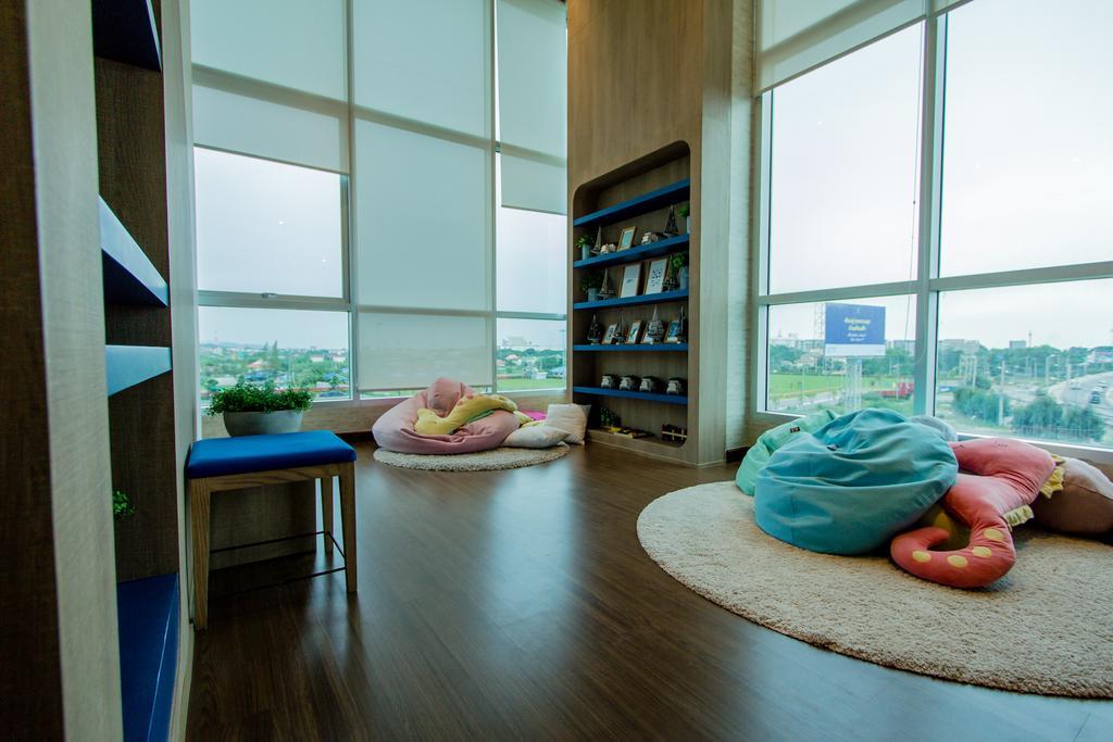 Baan Kiang Fah Apartment By Patcha HHQ Extérieur photo